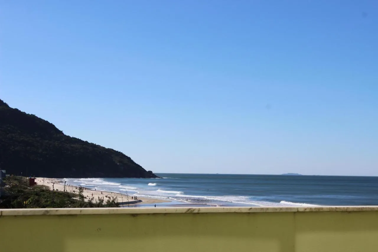 Apartamento Cobertura Vista Mar e Pé na Areia Florianópolis